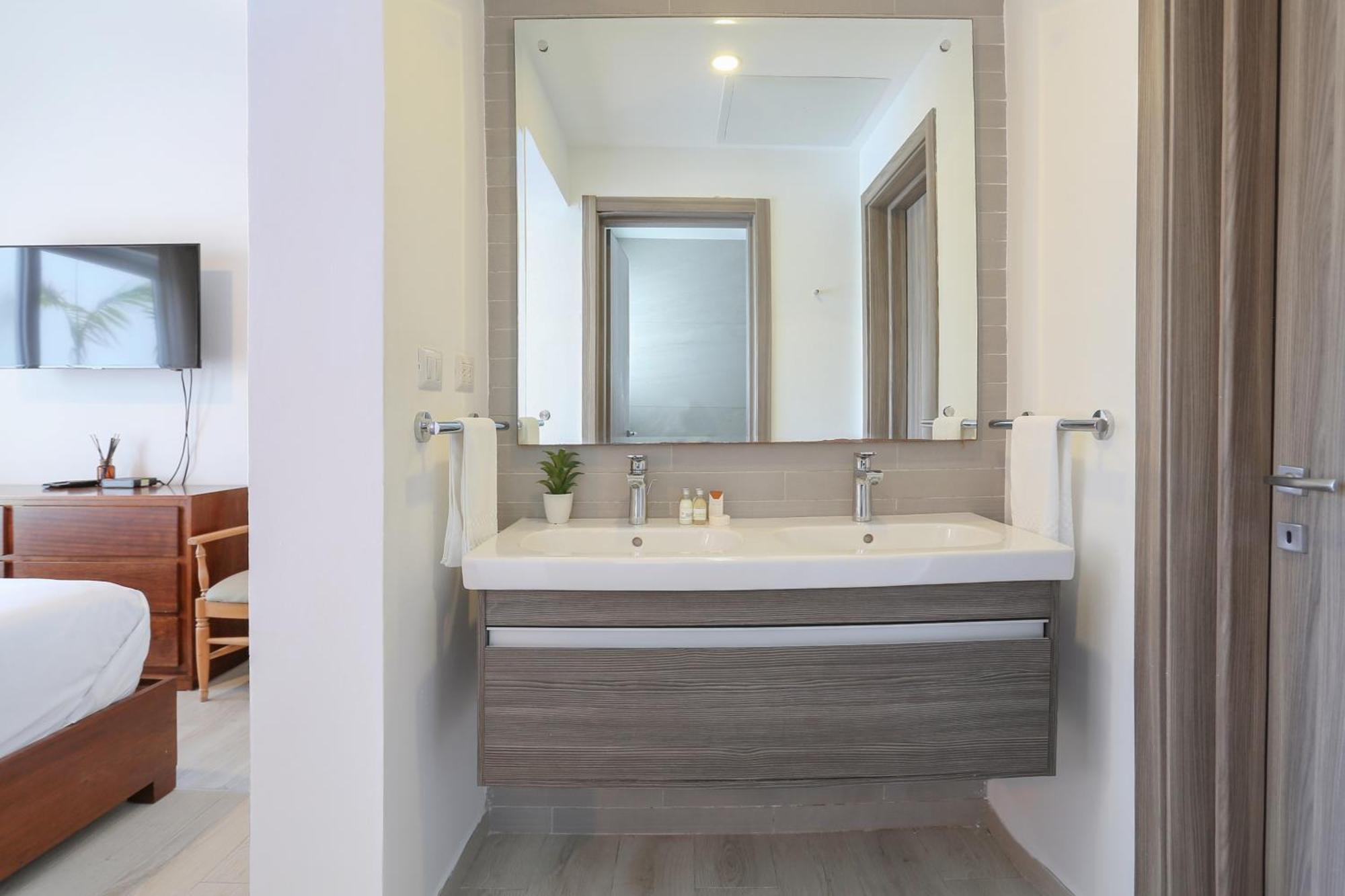 Destination Jelly / Playa Coral Condo Punta Cana Exterior photo